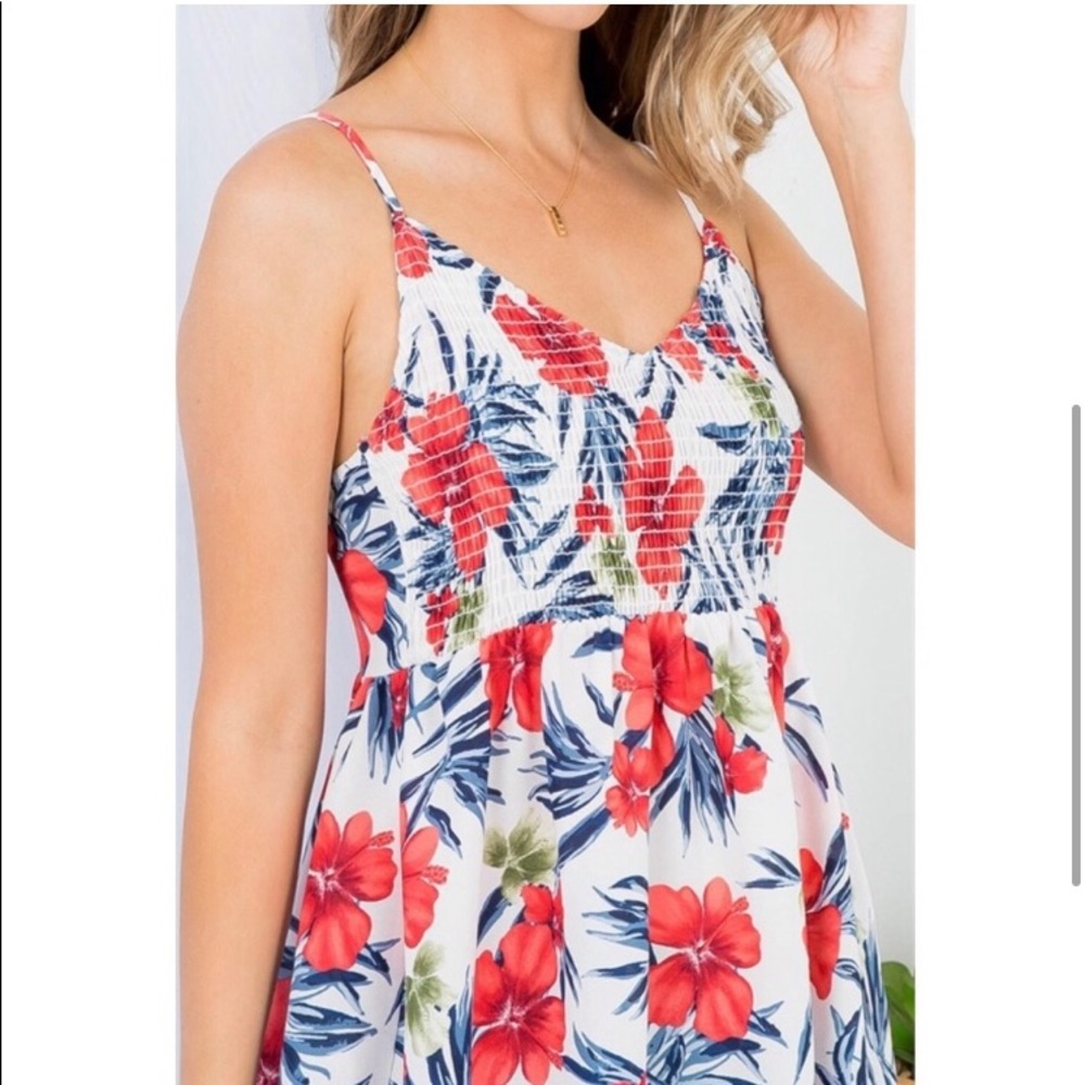 Tropical hibiscus Hawaiian summer women’s cute tank top - Picture 3 of 4
